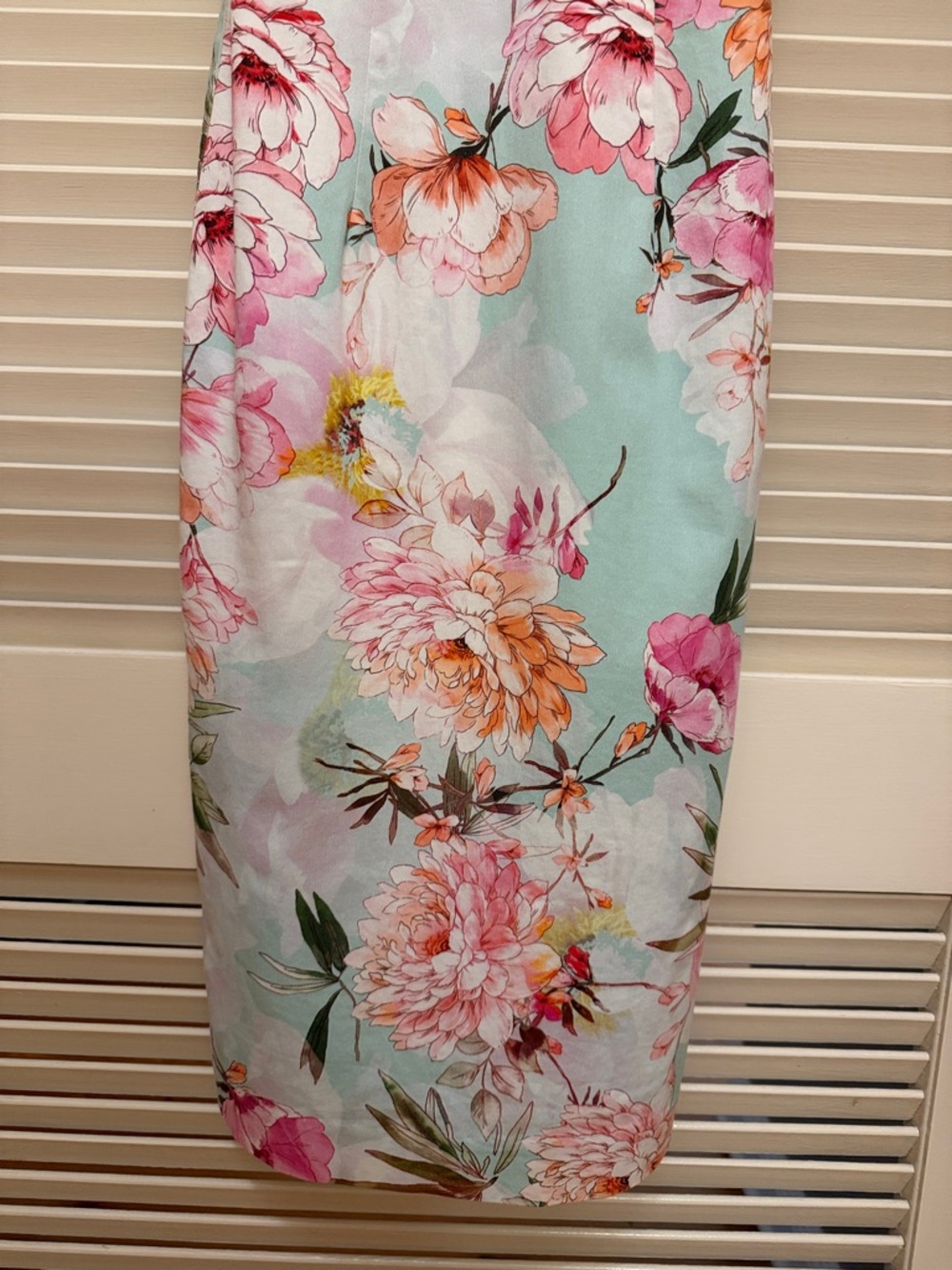 Black Halo Montego Mint Green
Floral Halter Midi Dress, Size Zero, EUC - Picture 6 of 17